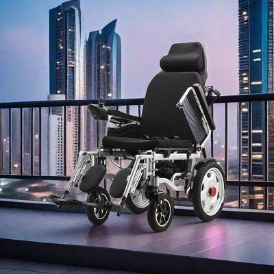 Chaise roulante à inclinaison à prix réduit pour les soins médicaux 108*67*91cm Tailles globales Design innovant