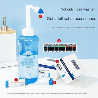 Traitement efficace de la rhinite et de la congestion nasale par la seringue nasale lavage pour bébé