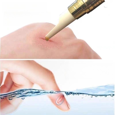 Un pansement résistant à l'eau, respirant, fabriqué à partir de matériaux hydrocolloïdes pour une cicatrisation rapide