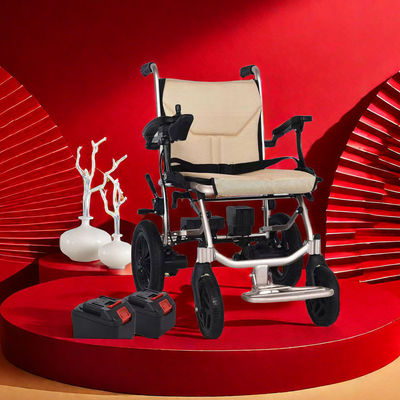 Chaise roulante pliable à entraînement électrique avec guidon et cadre en aluminium léger 14 kg