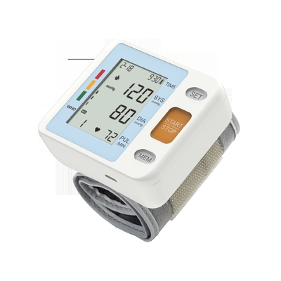 2.2 pouces Taille de l'écran électrique plastique anéroïde électronique sphygmomanomètre pour la maison
