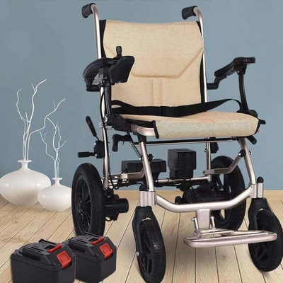 Chaise roulante électrique portable de 14 kg pour personnes âgées pliable et facile à monter dans un avion